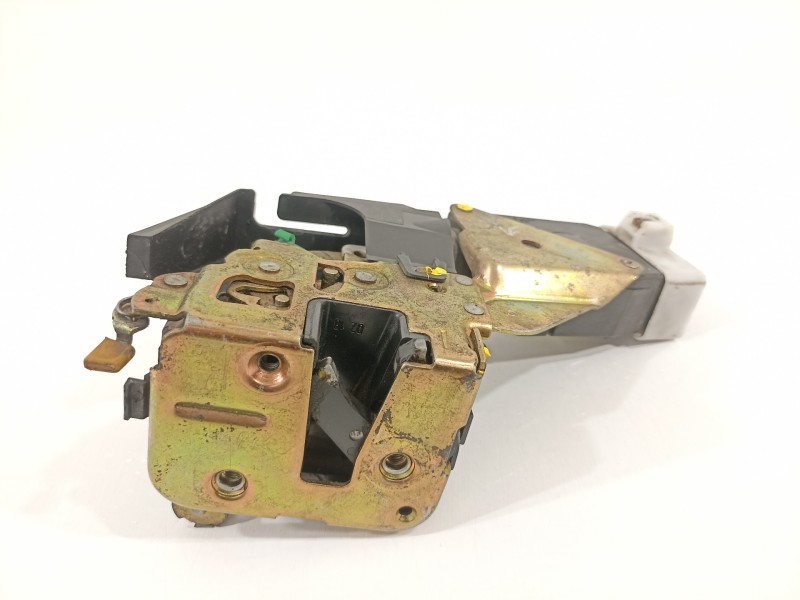 Recambio de cerradura puerta trasera derecha para volvo s40 berlina 1.8i referencia OEM IAM   