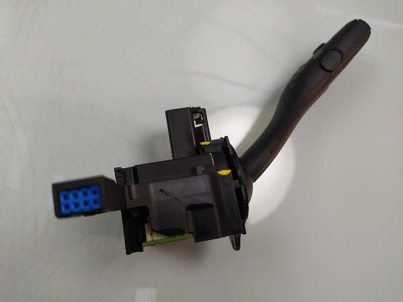 Recambio de mando limpia para audi a3 sportback (8p) 1.9 tdi ambition referencia OEM IAM 8P0953519E  