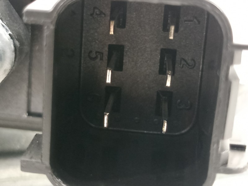 Recambio de elevalunas trasero izquierdo para ford c-max (ceu) business edition referencia OEM IAM AM51R27001BE AM51R27001BE 