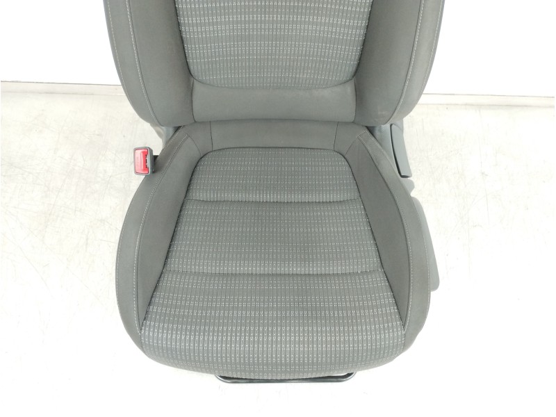 Recambio de asiento delantero izquierdo para kia stonic (ybcuv) drive referencia OEM IAM 123  
