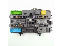 Recambio de caja reles / fusibles para opel astra h berlina enjoy referencia OEM IAM 13145017 5DK00866930  2