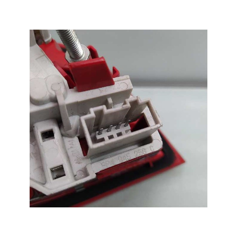 Recambio de piloto trasero derecho para audi a3 sportback (8p) 1.9 tdi ambition referencia OEM IAM 8P4945094D  