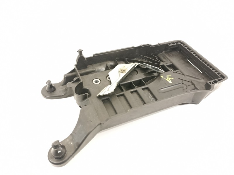 Recambio de no identificado para seat ibiza (kj1) fr referencia OEM IAM 2Q0915331  