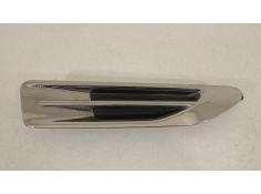 Recambio de moldura para kia optima concept referencia OEM IAM 87772D4000  