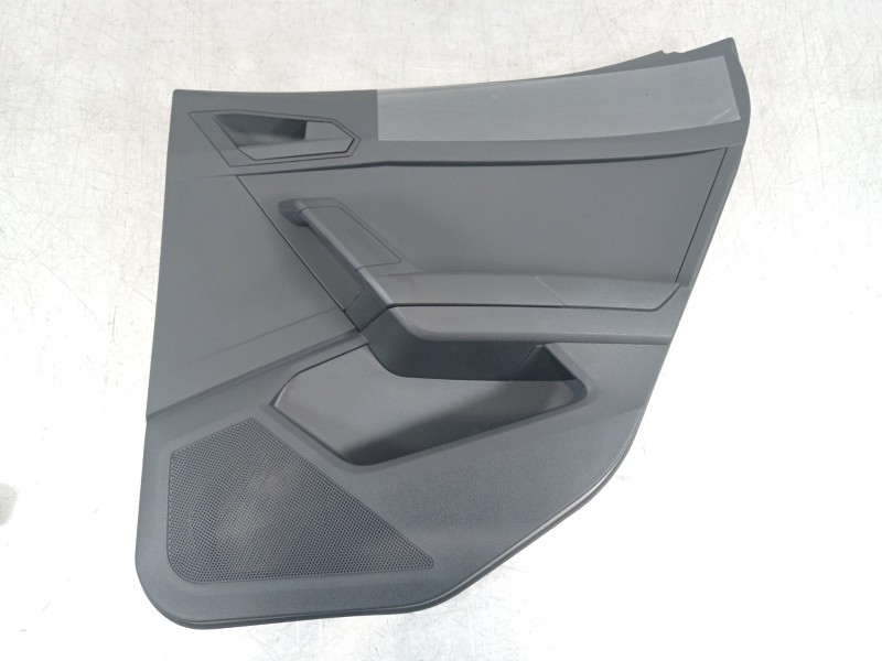Recambio de guarnecido puerta trasera derecha para seat ibiza (kj1) fr referencia OEM IAM 6F0867116  