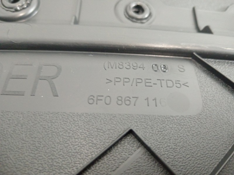 Recambio de guarnecido puerta trasera derecha para seat ibiza (kj1) fr referencia OEM IAM 6F0867116  