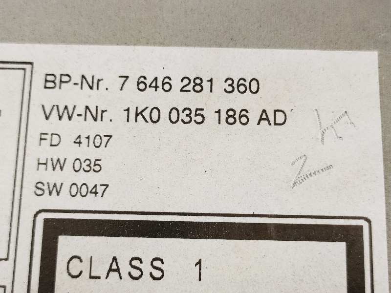 Recambio de sistema audio / radio cd para volkswagen passat variant (3c5) highline referencia OEM IAM 1K0035186AD  