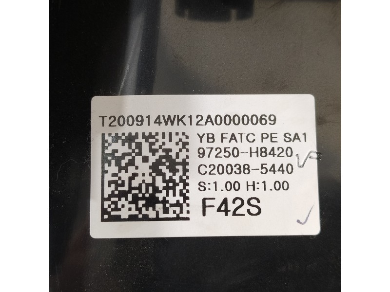 Recambio de mando climatizador para kia stonic (ybcuv) drive referencia OEM IAM 97250H8  