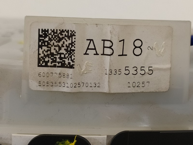 Recambio de cuadro instrumentos para opel astra j lim. selective business referencia OEM IAM 13355355 600775881 