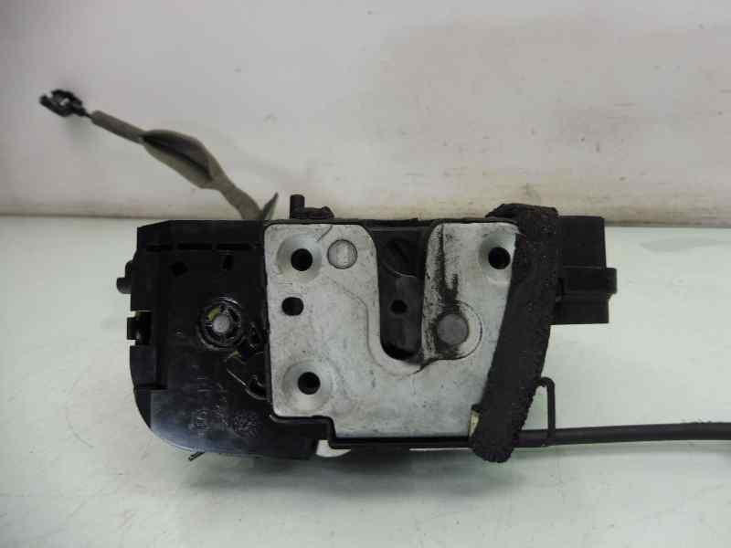 Recambio de cerradura puerta trasera derecha para renault clio iv dynamique referencia OEM IAM 825000767R  