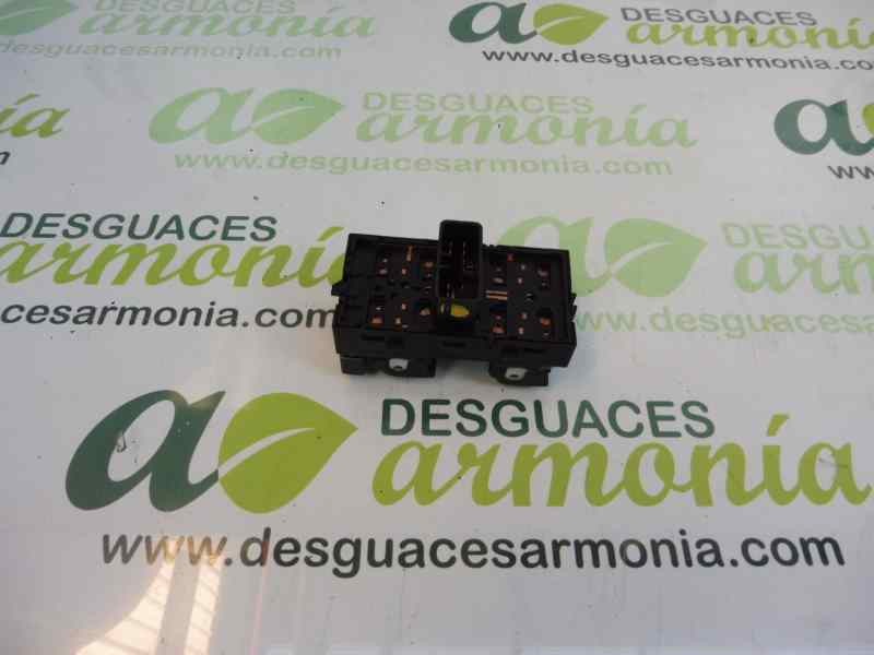 Recambio de mando elevalunas delantero izquierdo para chevrolet aveo berlina hatchback lt+ referencia OEM IAM 95460074 202008425
