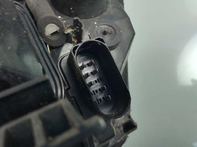 Recambio de faro derecho para ford focus berlina (cap) sport referencia OEM IAM 4M5113W029JB  