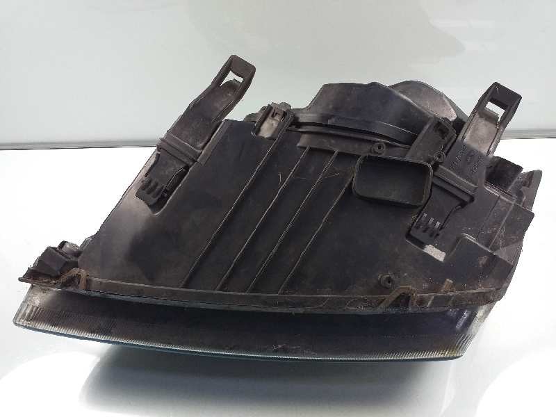 Recambio de faro derecho para ford focus berlina (cap) sport referencia OEM IAM 4M5113W029JB  