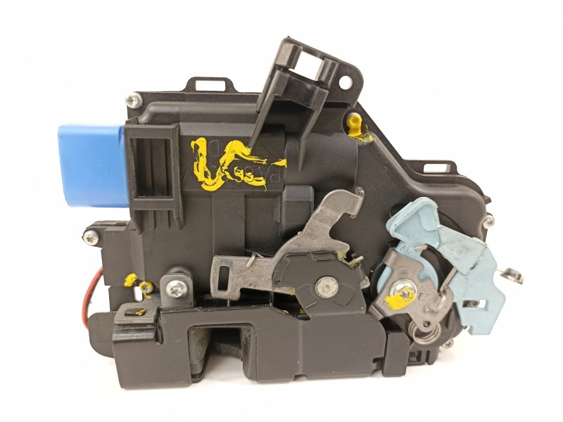 Recambio de cerradura puerta delantera derecha para skoda octavia berlina (1z3) family referencia OEM IAM 3D1837016AC  