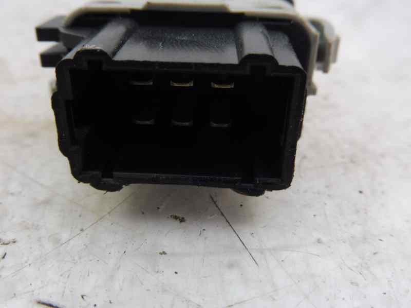 Recambio de mando elevalunas delantero derecho para renault clio iii collection referencia OEM IAM 214936B  