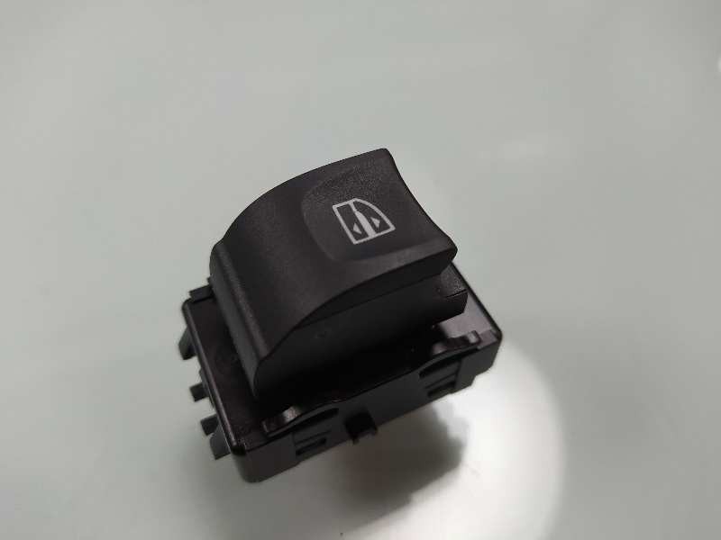 Recambio de mando elevalunas delantero derecho para renault megane iv berlina 5p limited referencia OEM IAM 254214896R  