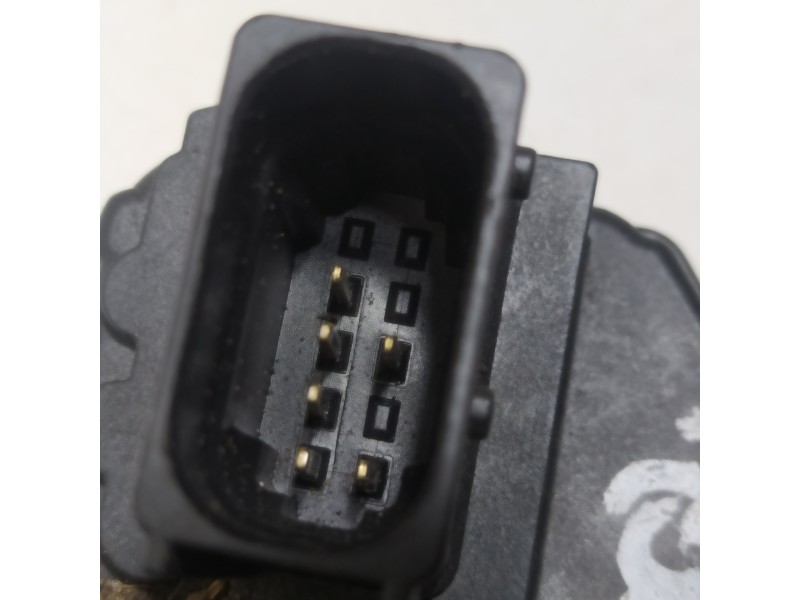 Recambio de cerradura puerta trasera izquierda para opel astra j lim. selective business referencia OEM IAM 13503807  