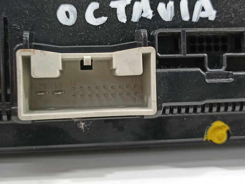 Recambio de mando climatizador para skoda octavia berlina (1z3) family referencia OEM IAM 3T0907044BR  