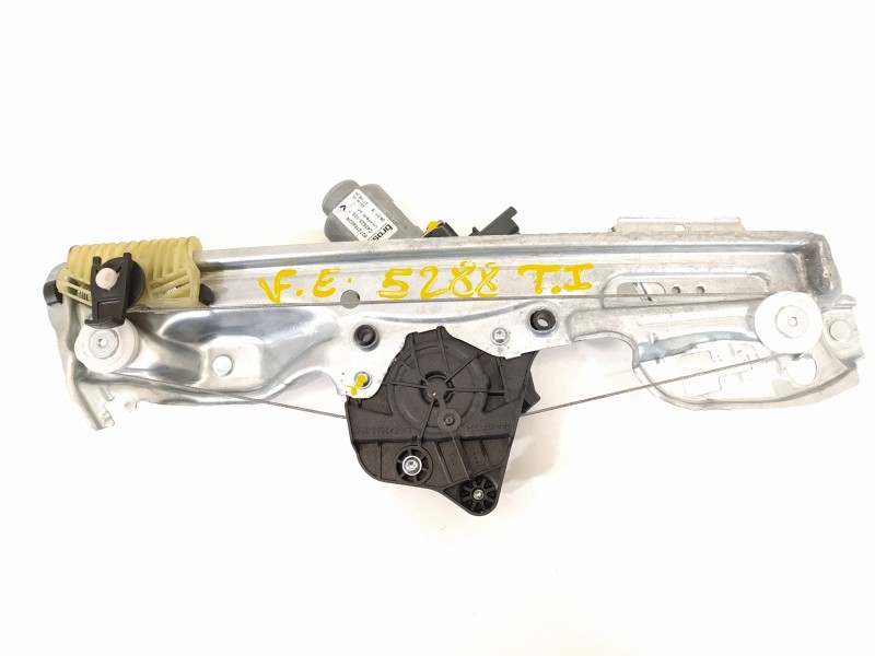 Recambio de elevalunas trasero izquierdo para renault megane iv berlina 5p limited referencia OEM IAM 827218403R  