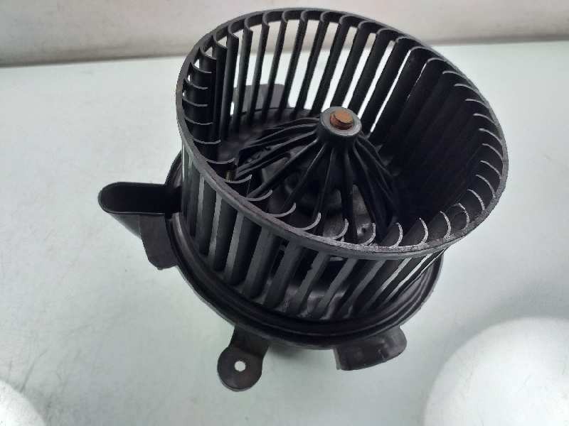 Recambio de ventilador calefaccion para peugeot 307 (s1) referencia OEM IAM PF2A13871  
