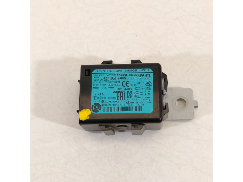 Recambio de modulo electronico para kia stonic (ybcuv) drive referencia OEM IAM 95420H8100 4D68131000 