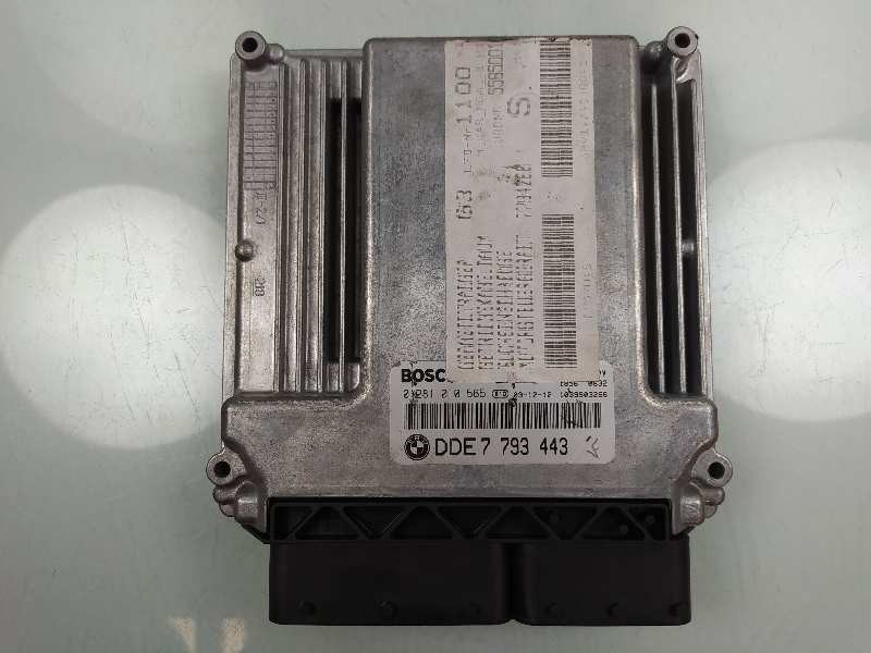 Recambio de centralita motor uce para bmw serie 3 berlina (e46) 320d referencia OEM IAM 13617793443  