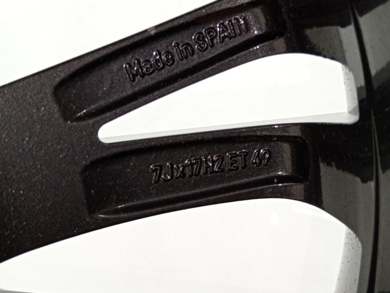 Recambio de llanta para seat leon st (5f8) style referencia OEM IAM 5F0601025Q  