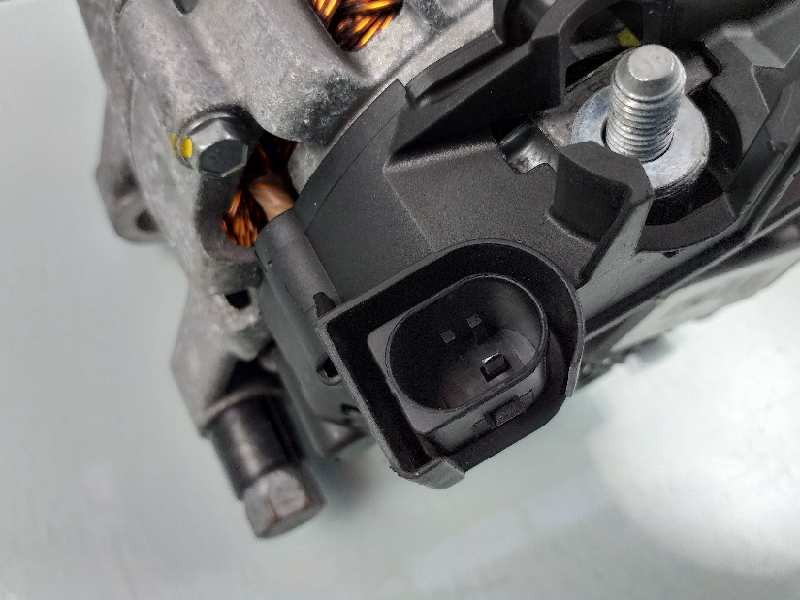 Recambio de alternador para volvo v40 r-design kinetic referencia OEM IAM CAL15462GS H543428A 8000000103413