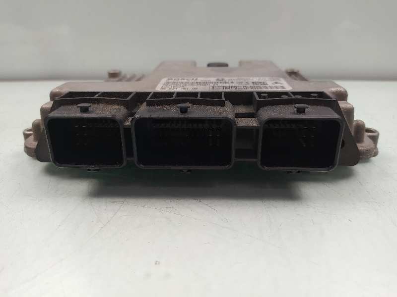 Recambio de centralita motor uce para citroën c4 grand picasso sx referencia OEM IAM 9663476180 0281012980 9653958980