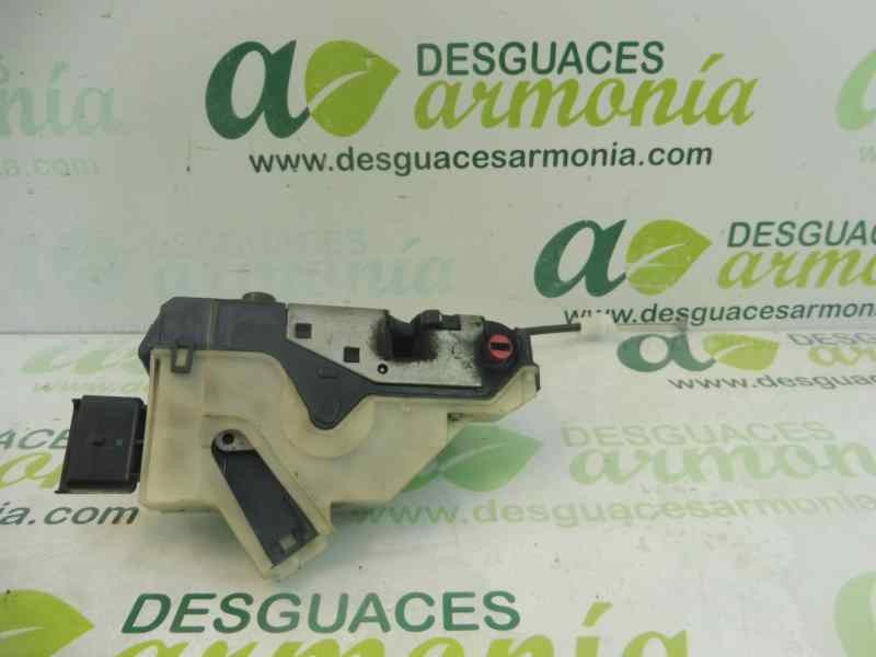 Recambio de cerradura puerta trasera izquierda para peugeot 208 allure referencia OEM IAM 968808080  