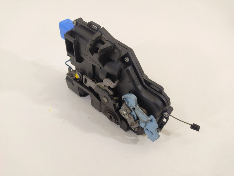 Recambio de cerradura puerta trasera derecha para skoda octavia berlina (1z3) active referencia OEM IAM 7L0839016D  