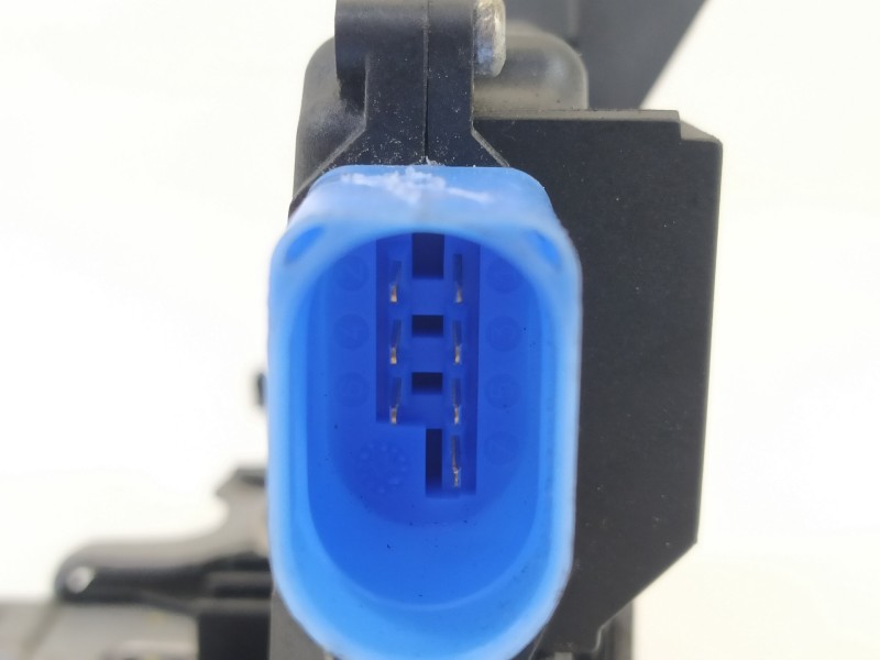 Recambio de cerradura puerta trasera derecha para skoda octavia berlina (1z3) active referencia OEM IAM 7L0839016D  