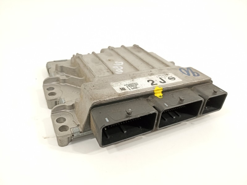 Recambio de centralita motor uce para nissan qashqai (j11) acenta referencia OEM IAM 23710HX42C  