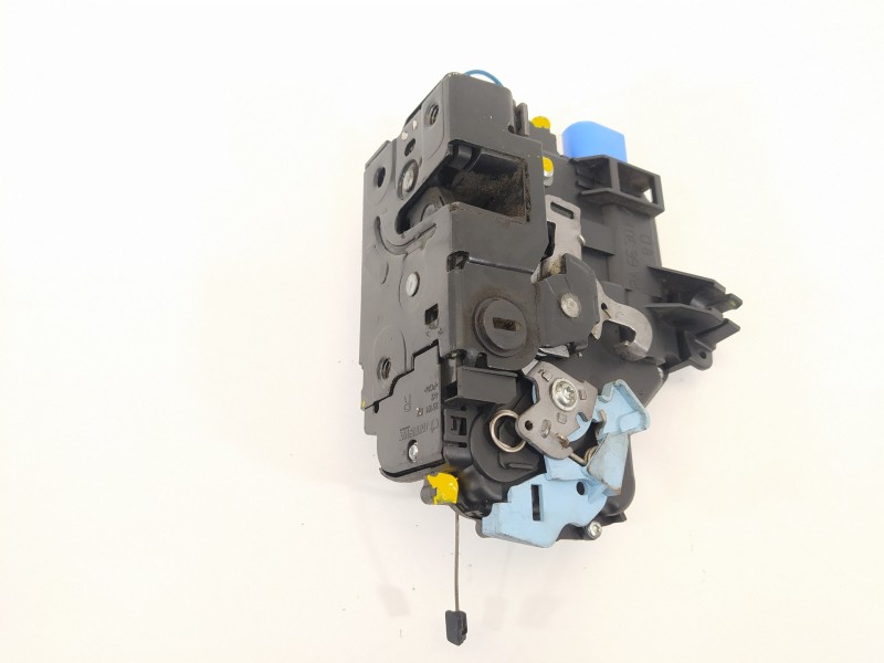 Recambio de cerradura puerta trasera derecha para skoda octavia berlina (1z3) active referencia OEM IAM 7L0839016D  