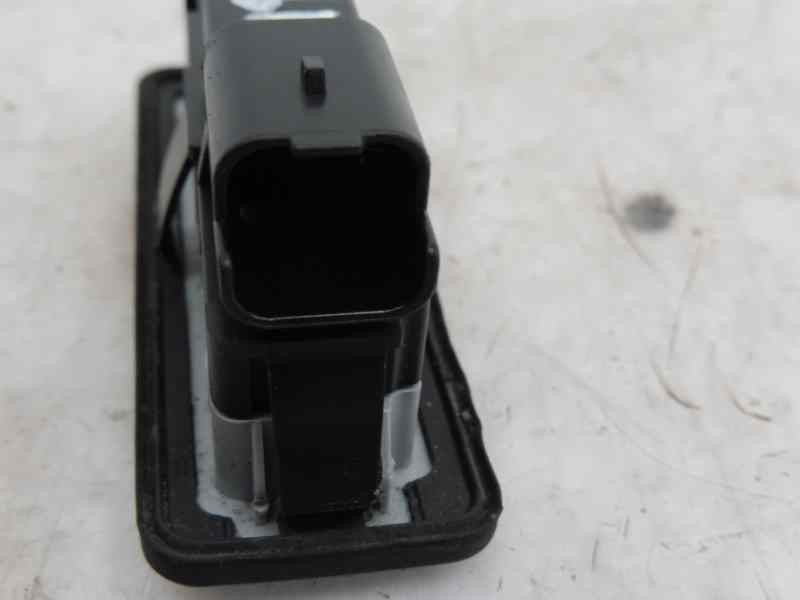Recambio de maneta exterior porton para peugeot 208 allure referencia OEM IAM 9676028380  