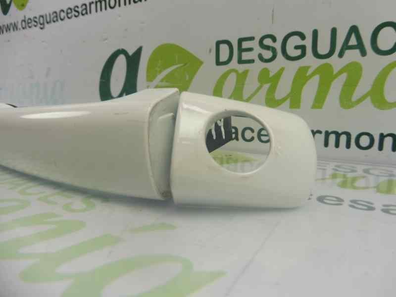 Recambio de maneta exterior delantera izquierda para peugeot 208 allure referencia OEM IAM   