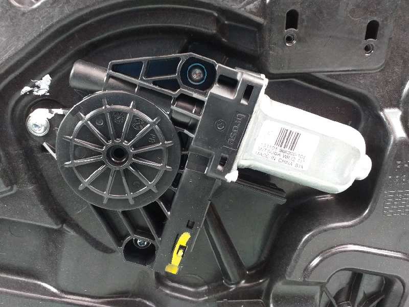 Recambio de elevalunas delantero derecho para volvo v40 r-design kinetic referencia OEM IAM 2892876 31276216 131101966269103