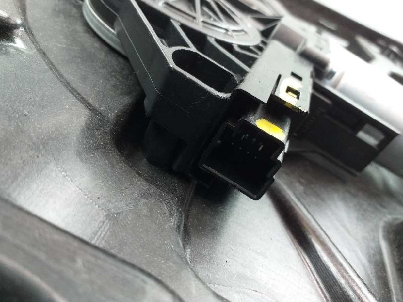 Recambio de elevalunas delantero derecho para volvo v40 r-design kinetic referencia OEM IAM 2892876 31276216 131101966269103