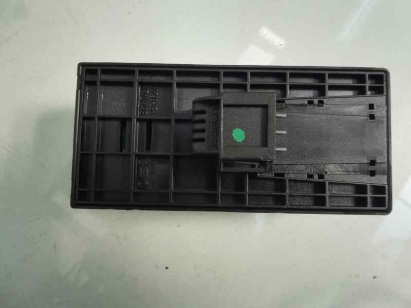 Recambio de mando elevalunas delantero izquierdo para audi a6 allroad quattro (4gh) 3.0 tdi referencia OEM IAM 4G0959851  