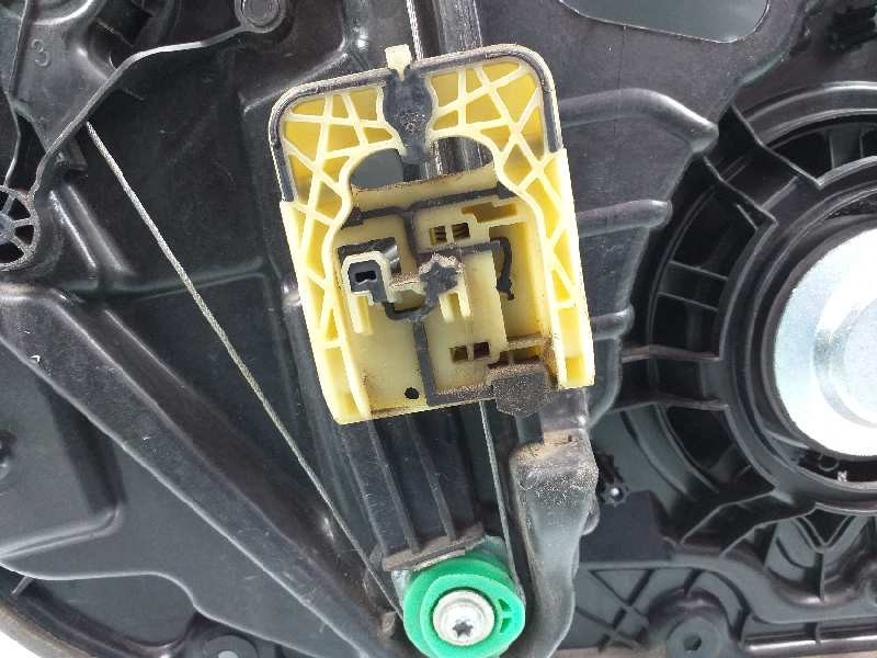 Recambio de elevalunas trasero derecho para volvo v40 r-design kinetic referencia OEM IAM 2892876 31276218 933435