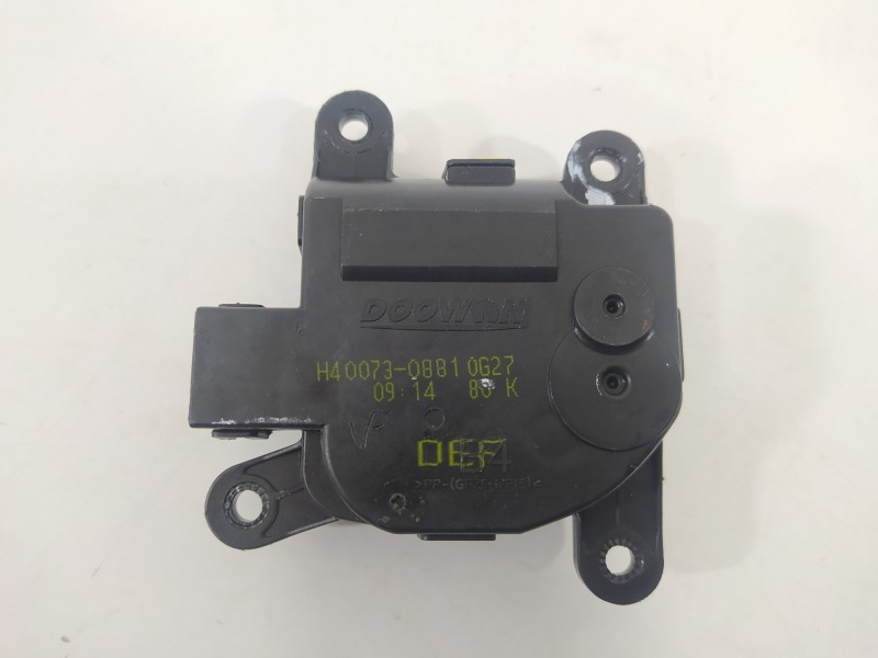 Recambio de motor apertura trampillas climatizador para kia stonic (ybcuv) drive referencia OEM IAM H400730881  