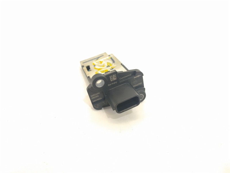 Recambio de caudalimetro para nissan qashqai (j11) 360 referencia OEM IAM 226807131R 93450753 5WK98504