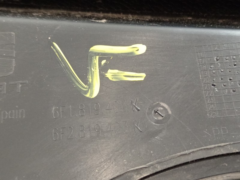 Recambio de torpedo para seat ibiza (kj1) style go referencia OEM IAM 6F1819403K  