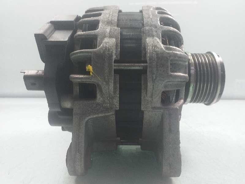 Recambio de alternador para dacia dokker express ambiance referencia OEM IAM 231002949R  