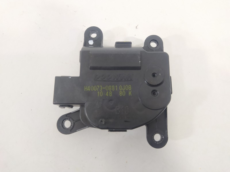 Recambio de motor apertura trampillas climatizador para kia stonic (ybcuv) drive referencia OEM IAM H400730881  