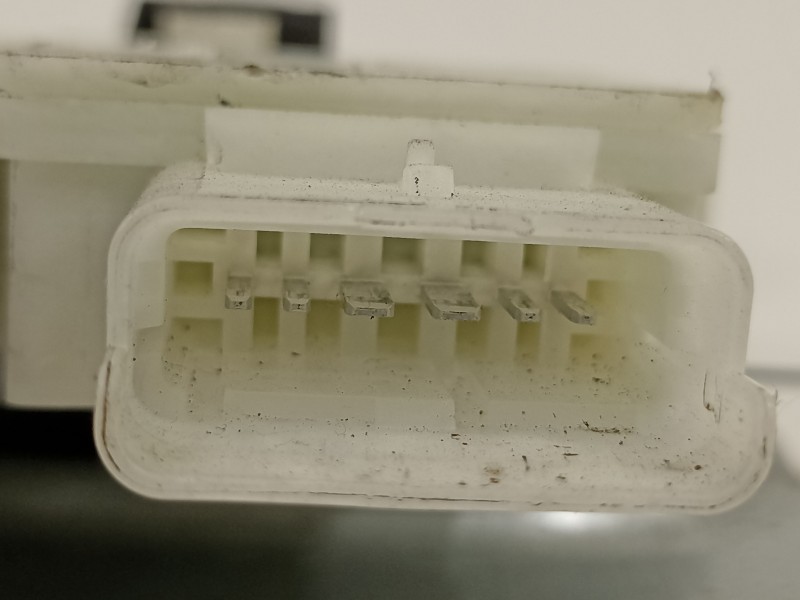 Recambio de elevalunas trasero izquierdo para nissan qashqai (j11) acenta referencia OEM IAM 82701HV00C  