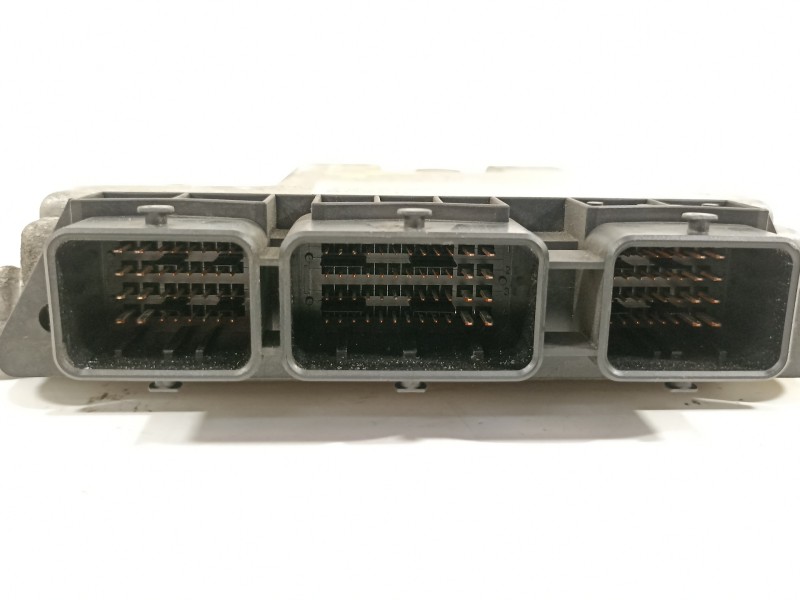 Recambio de centralita motor uce para ford c-max (cb3) ambiente referencia OEM IAM 4M5112A650NE  