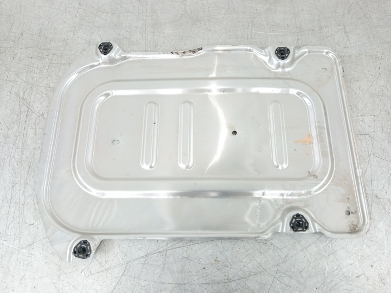 Recambio de cubrecarter para seat ibiza (kj1) style go referencia OEM IAM 2Q0825229B  