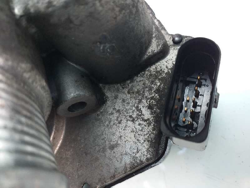 Recambio de caja mariposa para volkswagen t5 transporter/furgoneta caja cerrada referencia OEM IAM 076128063A  