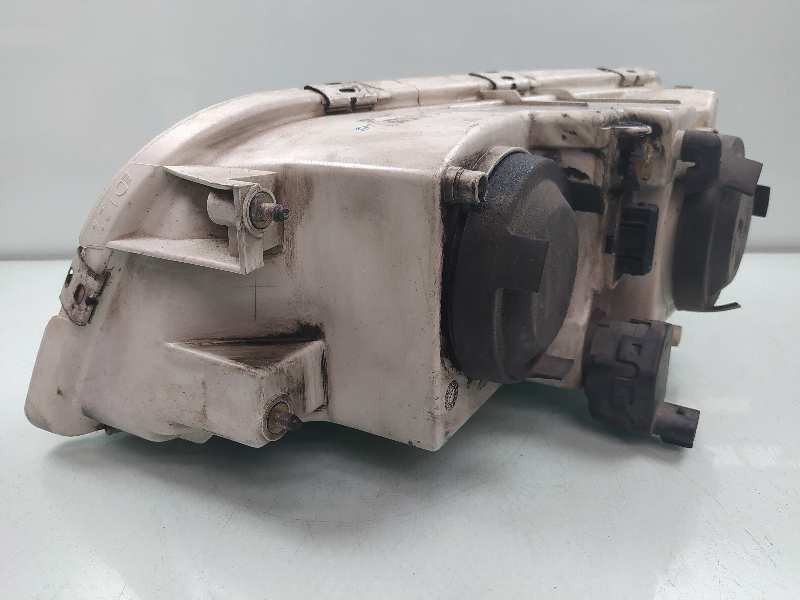 Recambio de faro derecho para volvo s40 berlina t4 referencia OEM IAM 149090  